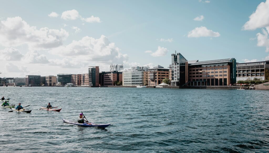 Både bygninger andelsforening andelsboliger sø skyer