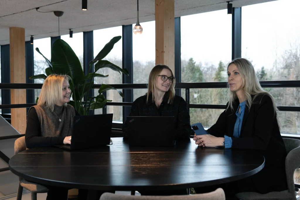 Newsec medarbejdere samarbejder om ejendomsadministration for foreninger