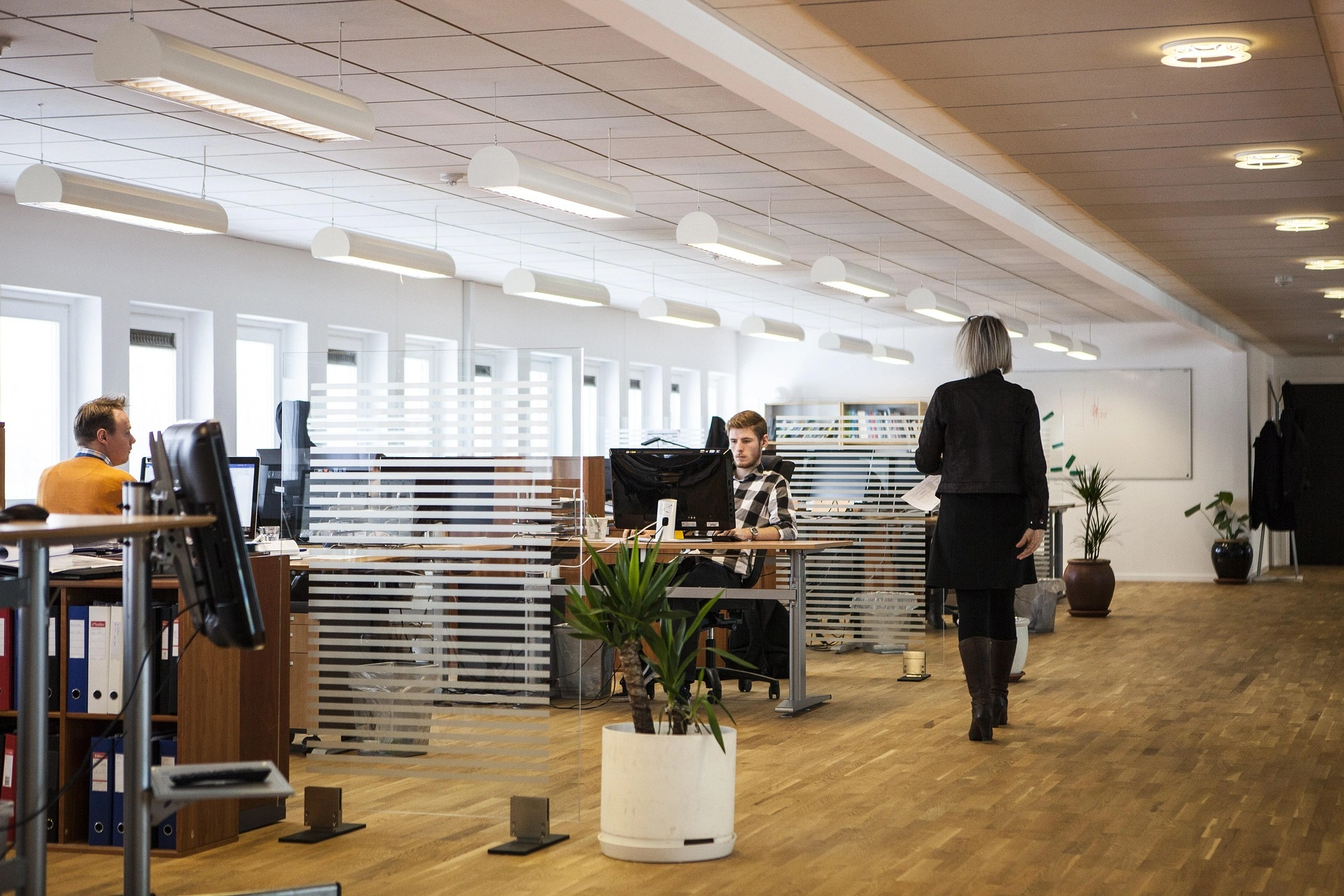 Hvad laver en ejendomsadministrator i en ejerforening, andelsboligforening og grundejerforening?