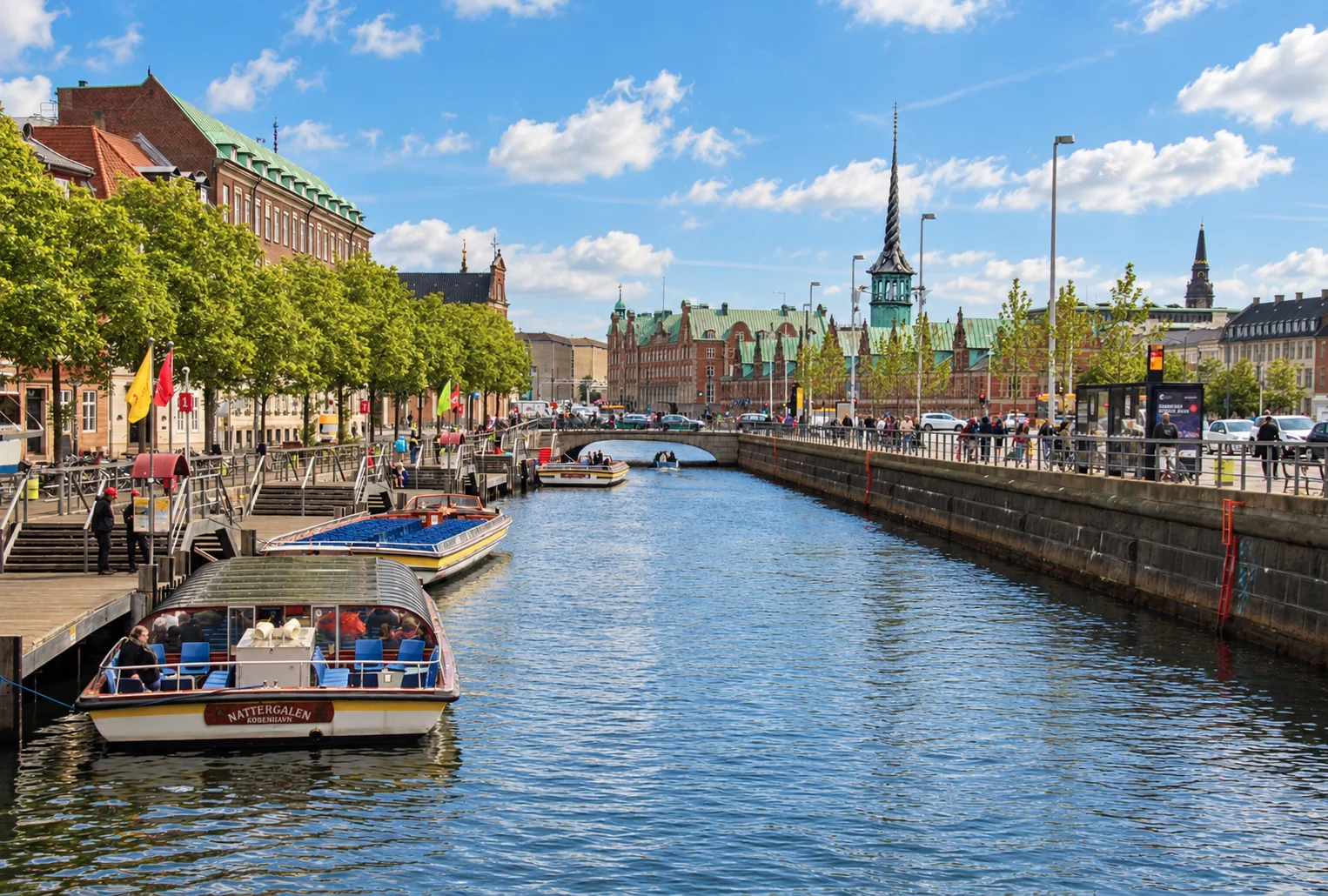 Hvad laver en ejendomsadministrator for en ejerforening, andelsboligforening eller grundejerforening?